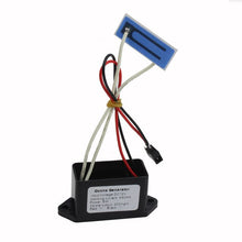 Load image into Gallery viewer, Car Air Purifiers New Portable Ozone Generator DC12V 200mg Long Life Ceramic Plate or ozonizador